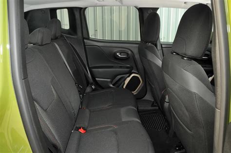 jeep renegade rear seat dimensions